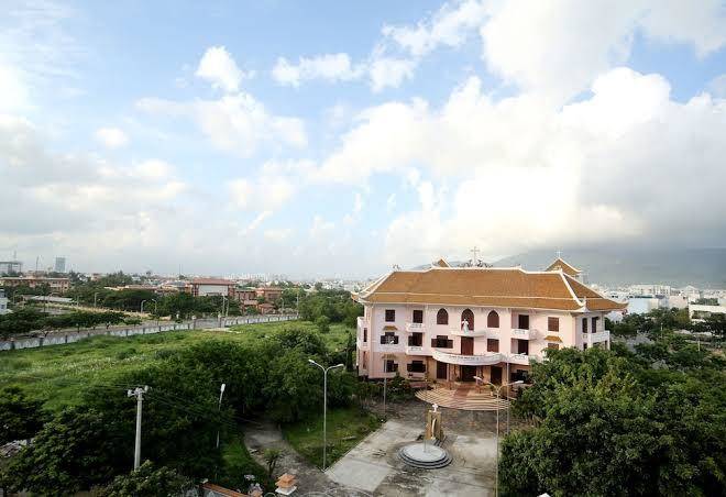 Happy Hotel Danang Image