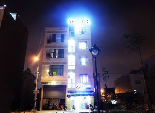 Rise hotel