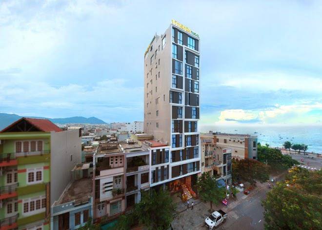 V thuyen hotel