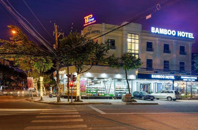 Bamboo hotel