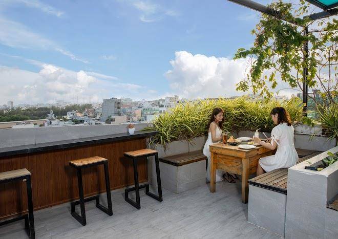 Hanami hotel danang