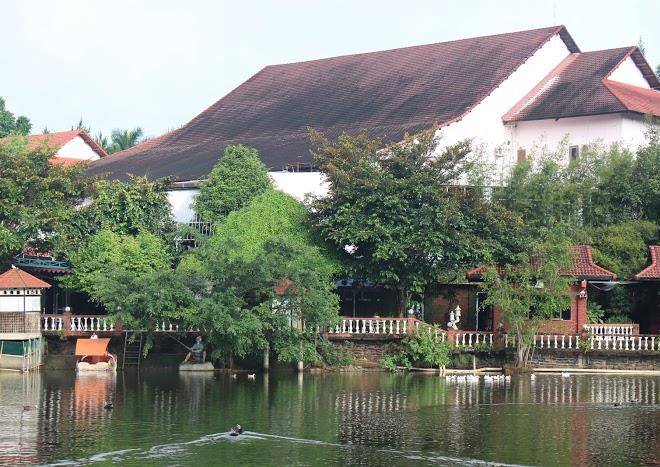 Lodge resort gia nghia