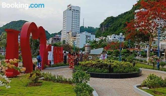Cat ba daily life hotel