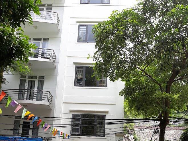 Cat Ba & Friends Image