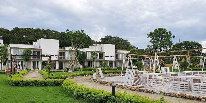 Green lotus vanson resort club