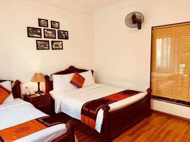Phoenix palace hotel