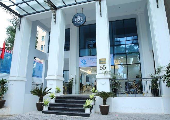 Adonis hotel
