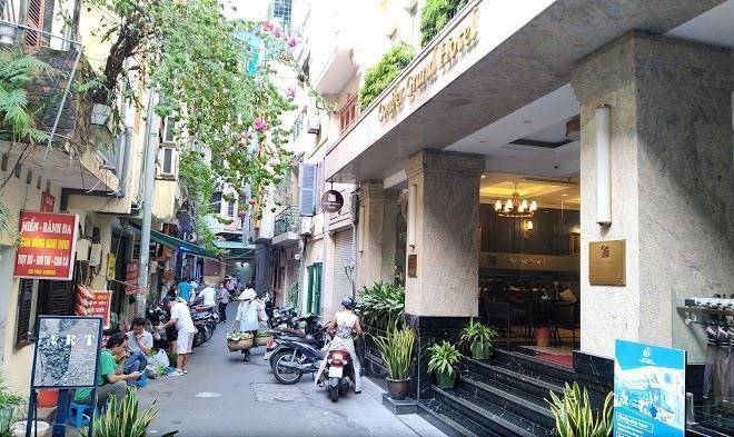 Conifer Grand Hotel Image