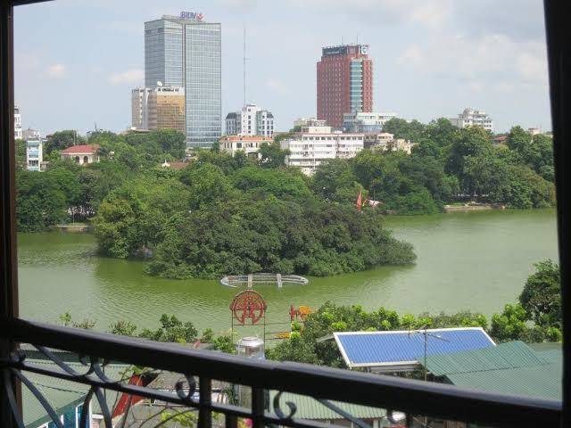 Hanoi silver moon lakeview hotel