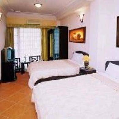 Travelmate Hanoi Hotel Image