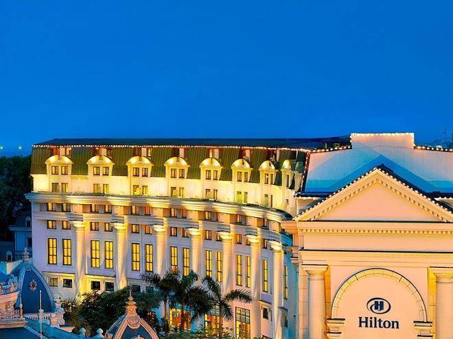 Hilton hanoi opera