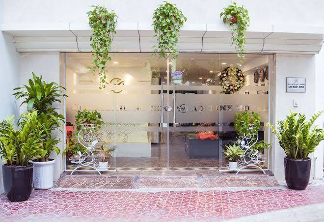 Adeline hotel