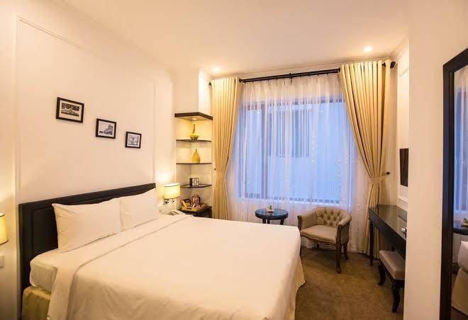 Dinh elegant hotel