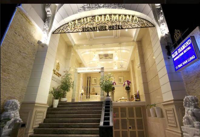 Blue diamond signature hotel