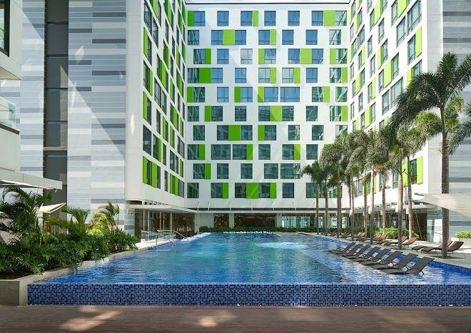 Holiday inn & suites saigon airport