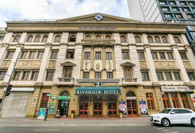 Riverside hotel