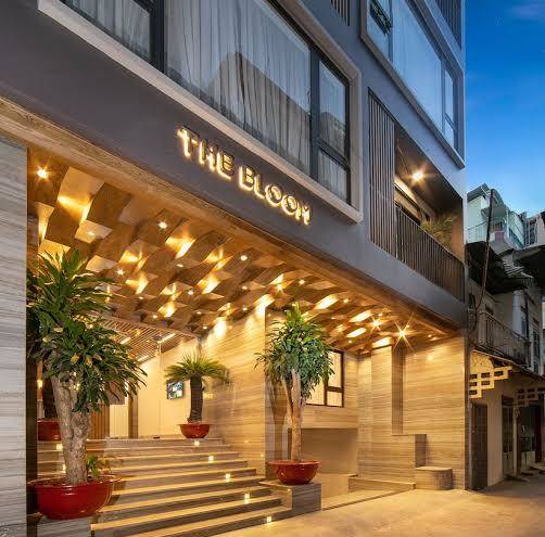 The bloom pham viet chanh