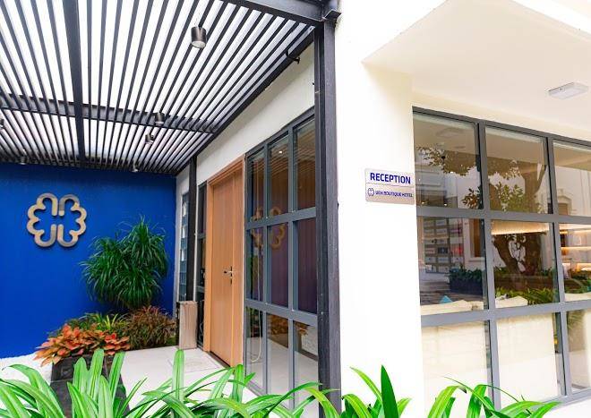 Ueh boutique hotel