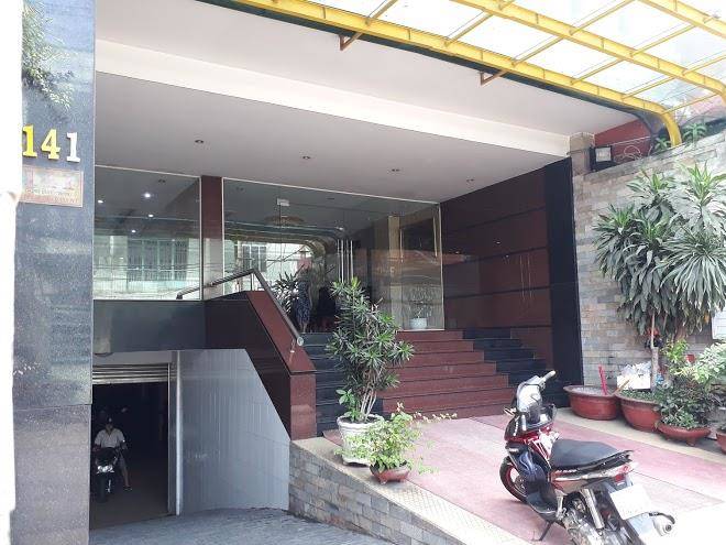 Hotel di tan