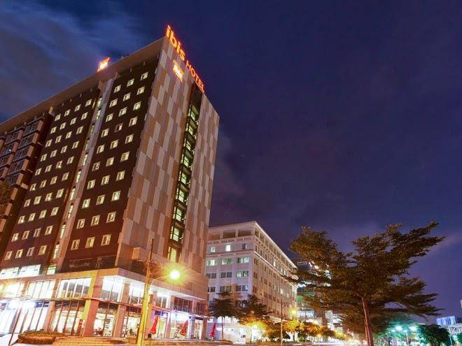 Ibis saigon south