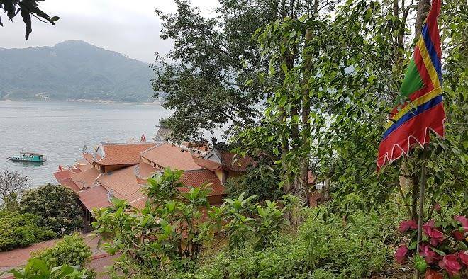 Thung nai hotel