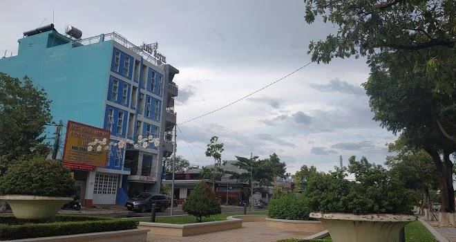 Lily Hotel Cam Ranh Image