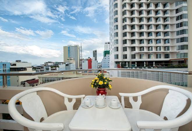 Palm beach hotel