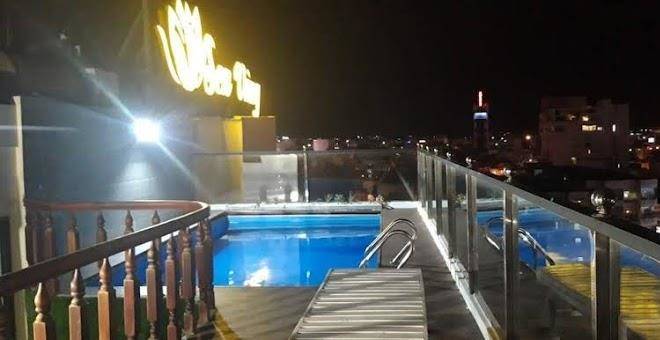 Sen Vang Luxury Hotel Image