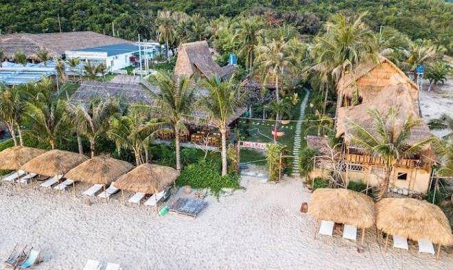 Jungle beach