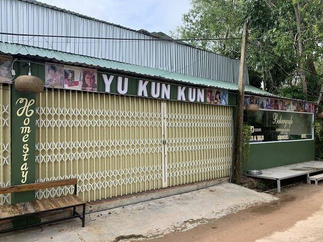 Fast food and night bar nhan anh homestay