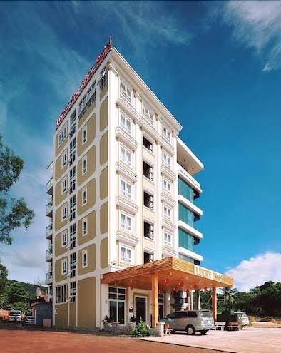Lucky Phu Quoc Hotel Image