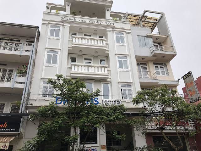Dreams hotel 2