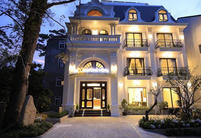 Moonstone hotel dalat