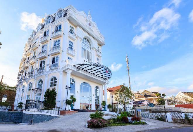 Saigon's book hotel dalat