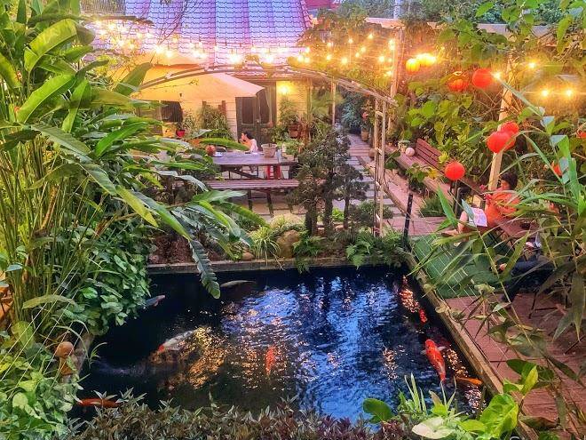 Six six garden