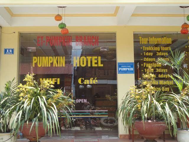 Pumpkin hotel