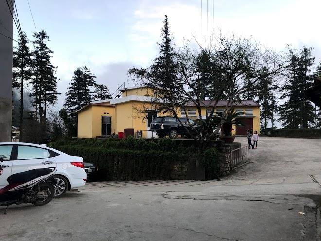 Van hung hotel