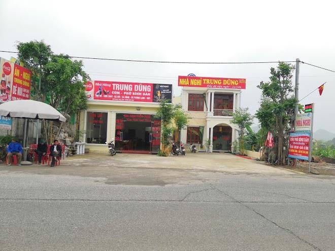 Nha hang an ngh trung dung