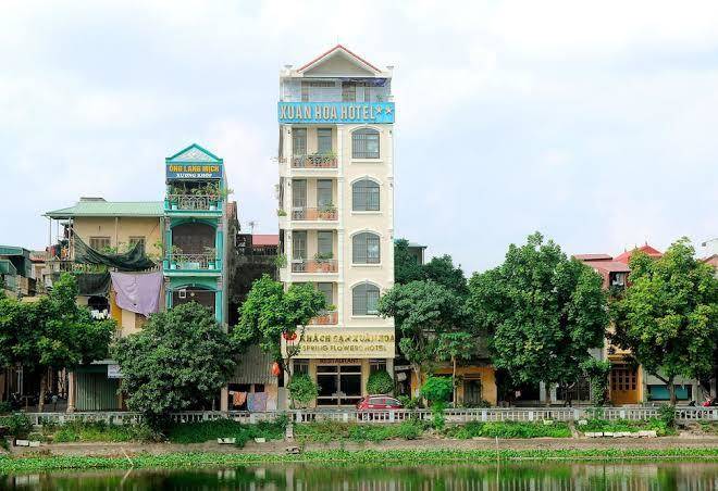 Khach sn xuan hoa