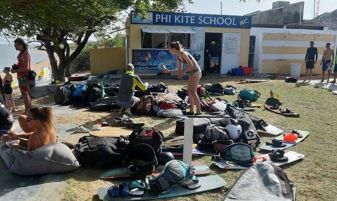 Phi Kite School Image