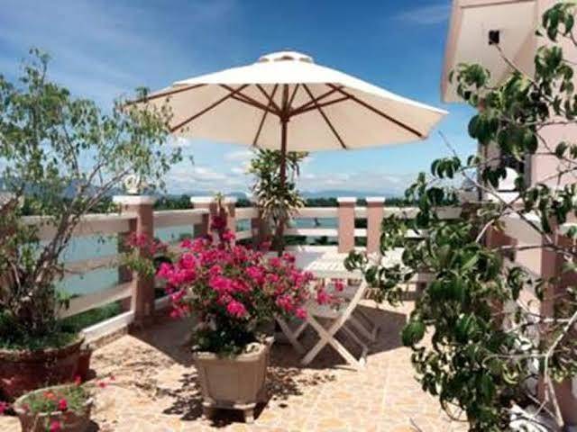 Riverlife homestay