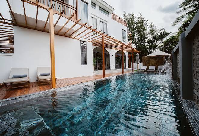 The watermark beachside hotel