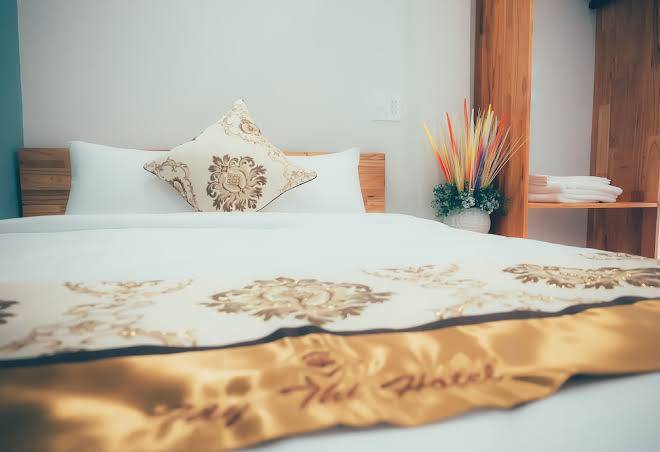 Hotel tay thi