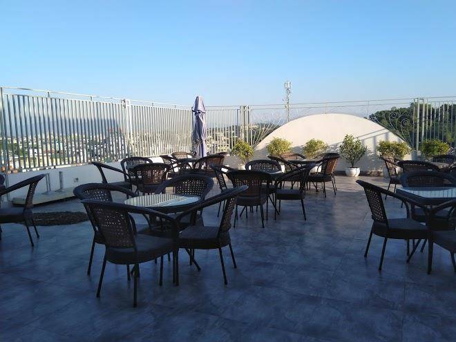 Dayth hotel