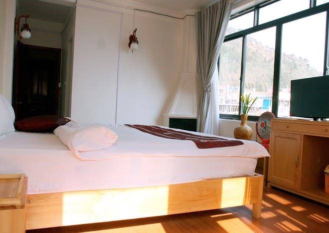 Halong bay hotel