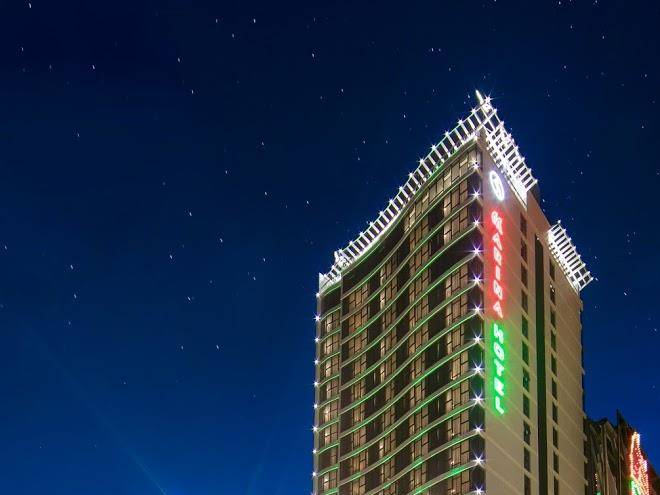 Marina hotel