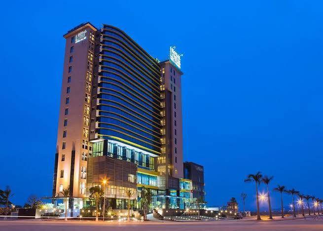 Royal lotus hotel halong