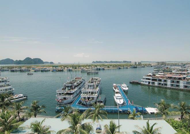 Sunshine hotel tun chau