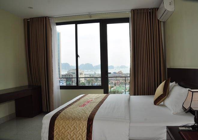 Thanh long hotel
