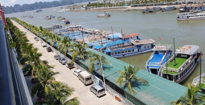 Winds bay hotel